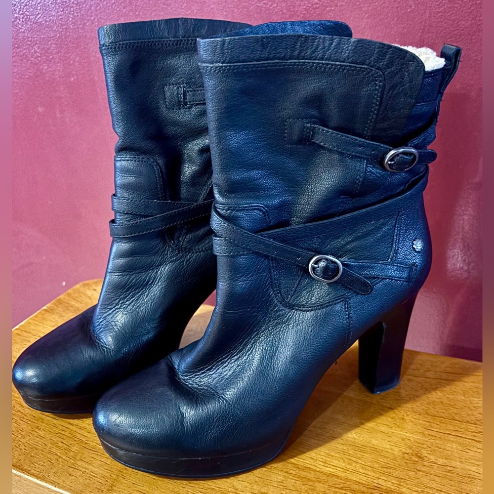 UGG Black Leather Wool OLIVIA Platform Ankle Winter Boots US 8.5 #1005645
